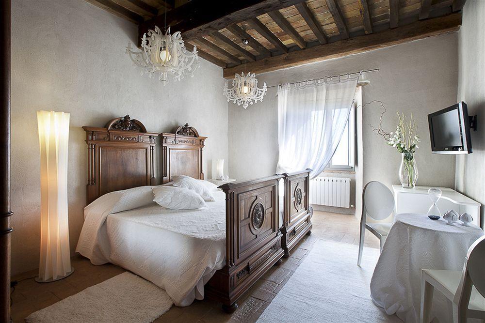 Torre Almonte Aparthotel Todi Luaran gambar