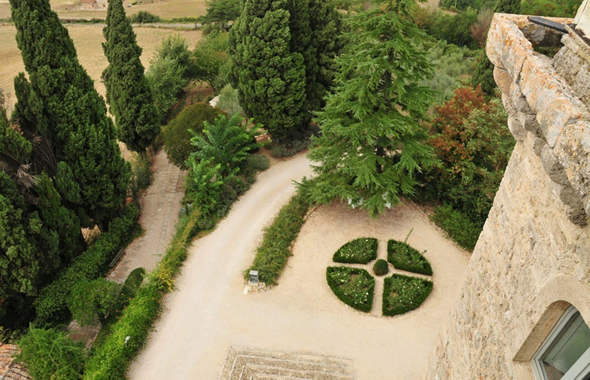 Torre Almonte Aparthotel Todi Luaran gambar