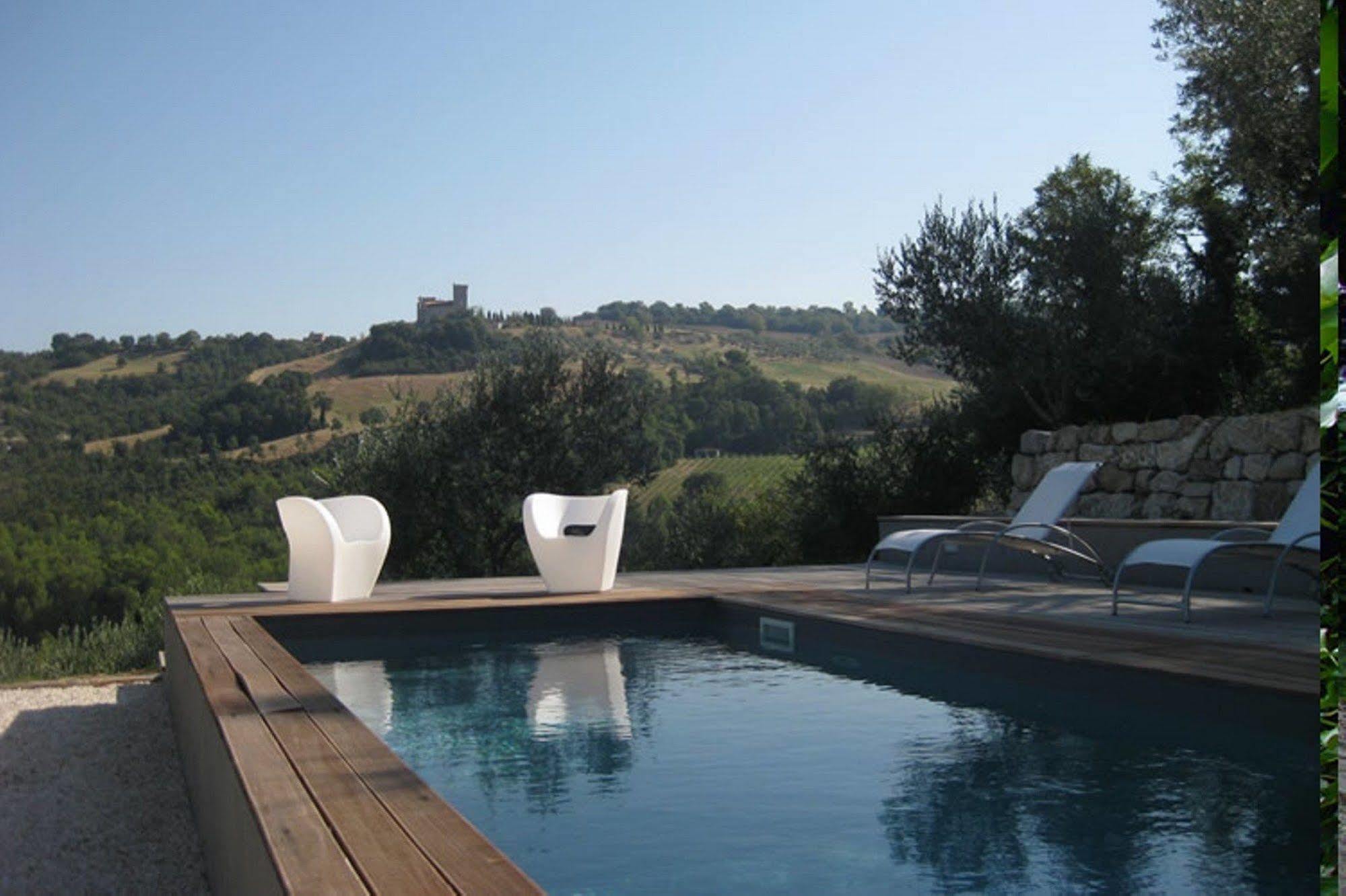 Torre Almonte Aparthotel Todi Luaran gambar